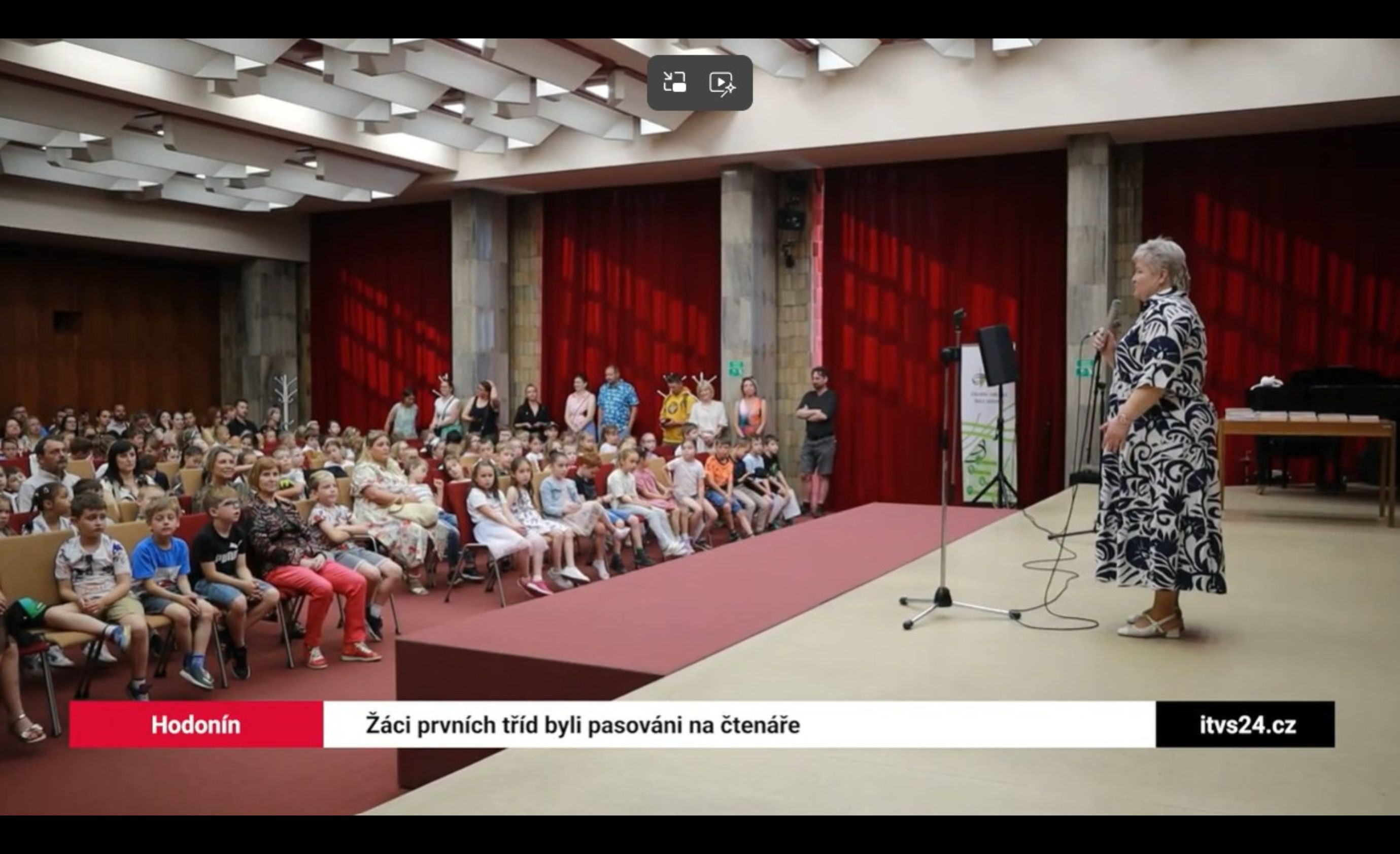 Z žáků prvních tříd škol z Hodonína a okolí jsou už zkušení čtenáři. Nejenže si sami přečtou, co je potřeba, ale vědí také jak to chodí v knihovně. V rámci projektu Knížka pro prvňáčka, tak byli na čtenáři pasováni.